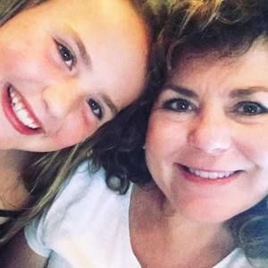 Meet your Posher, Leslie